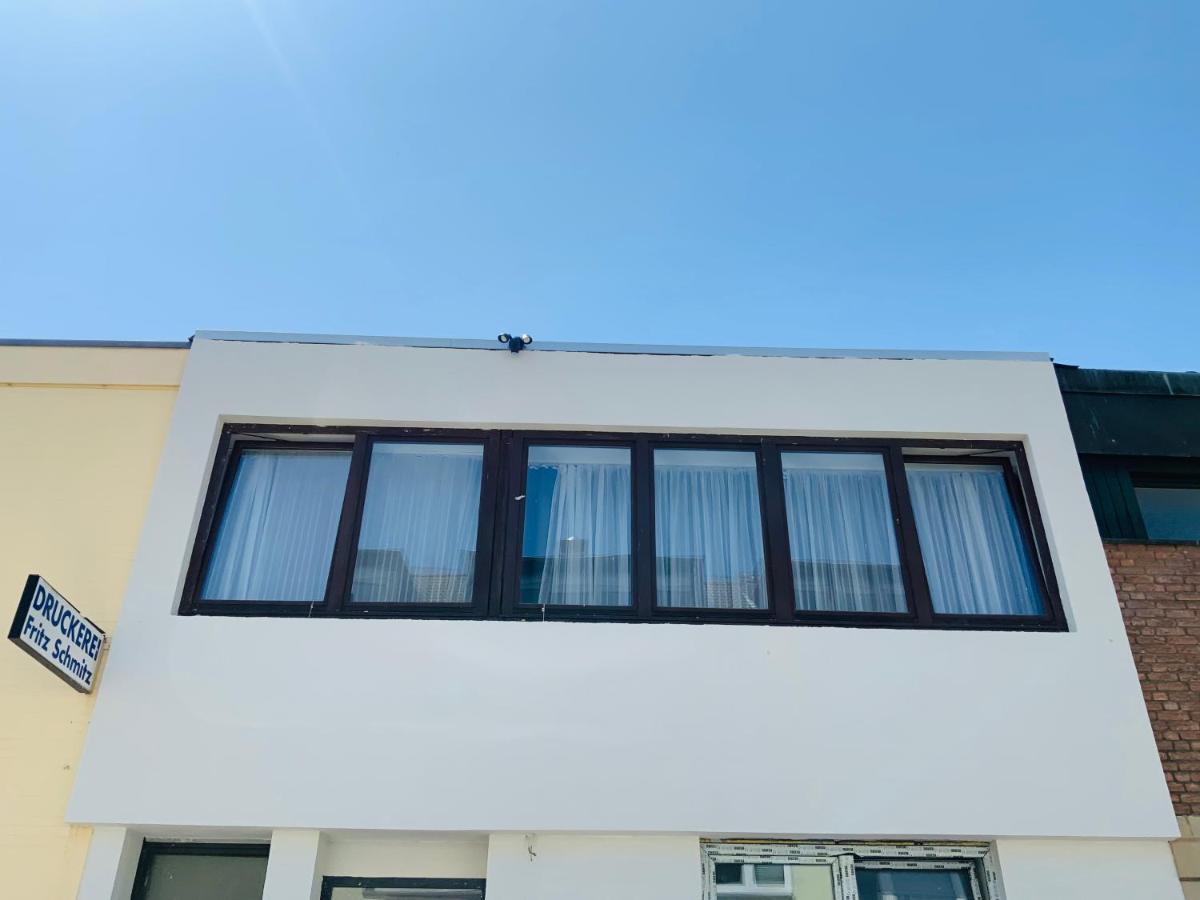 شقة Sehr Schoenes Haus Mit Terasse Naehe Duesseldorf كريفيلد المظهر الخارجي الصورة